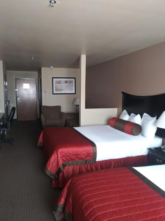Baymont By Wyndham Wheeler Hotel Bagian luar foto